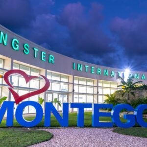 Private Transfer From Sangster International Airport Montego Bay to All Resorts, Villas, AirBnbs & Homes in Port Antonio & Mandeville Area