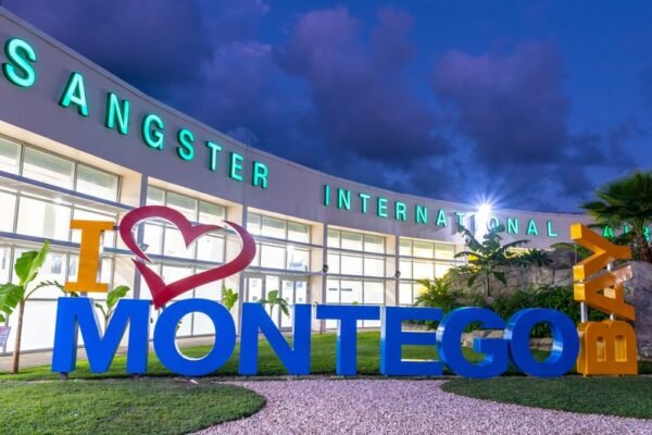 Private Transfer From Sangster International Airport Montego Bay to Sandals White House South Coast Jamaica - Image 2